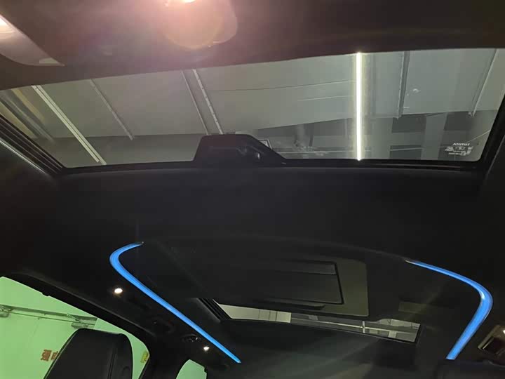 Фото 12 - Toyota Vellfire