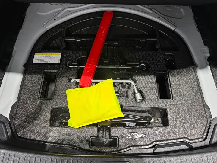 Фото 16 - Toyota Levin