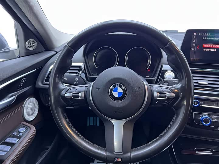 Фото 22 - BMW 1 Series