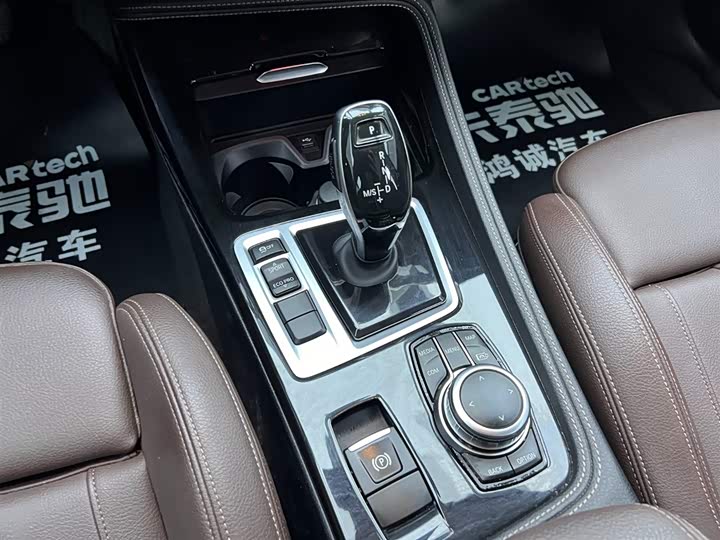 Фото 24 - BMW 1 Series