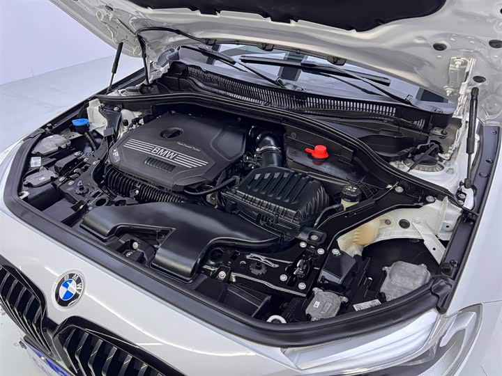 Фото 25 - BMW 1 Series