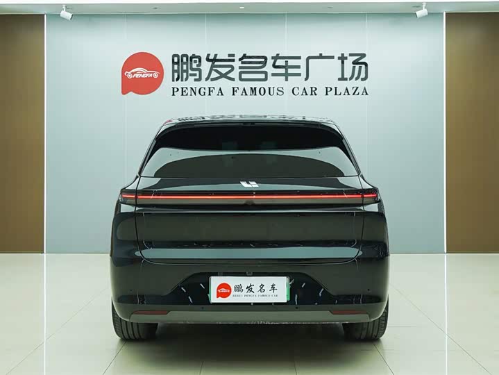 Фото 17 - LiXiang L6