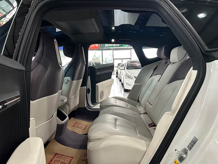 Фото 5 - Avatr 12