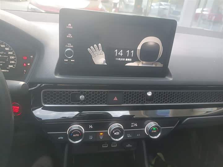 Фото 13 - Honda Civic