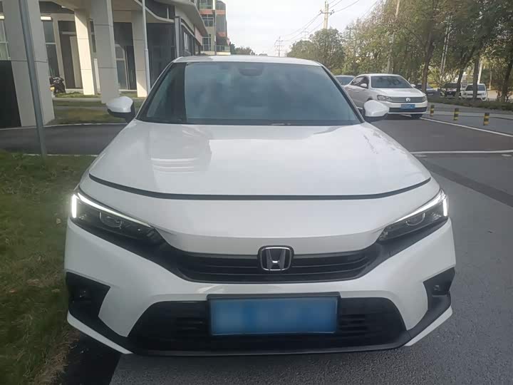 Фото 3 - Honda Civic