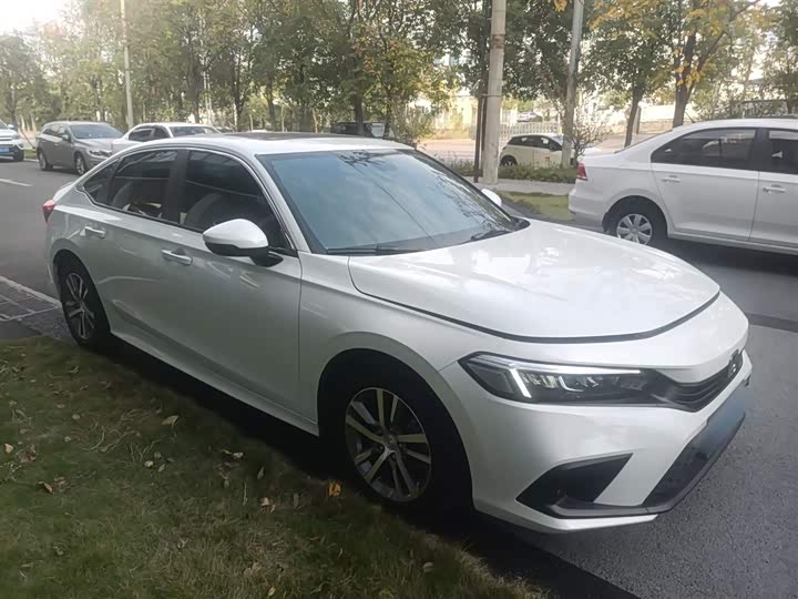 Фото 4 - Honda Civic