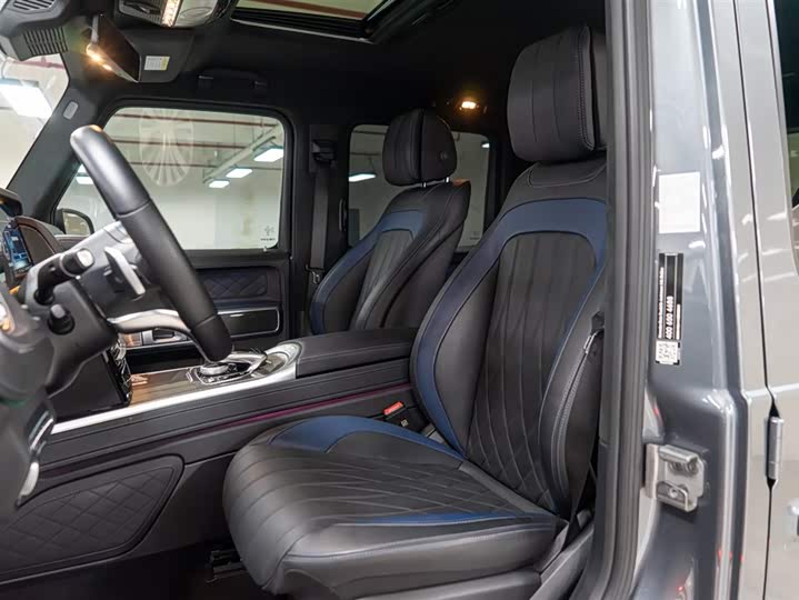 Фото 15 - Mercedes-Benz G-Class