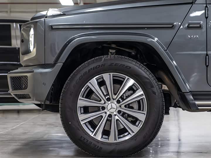 Фото 18 - Mercedes-Benz G-Class