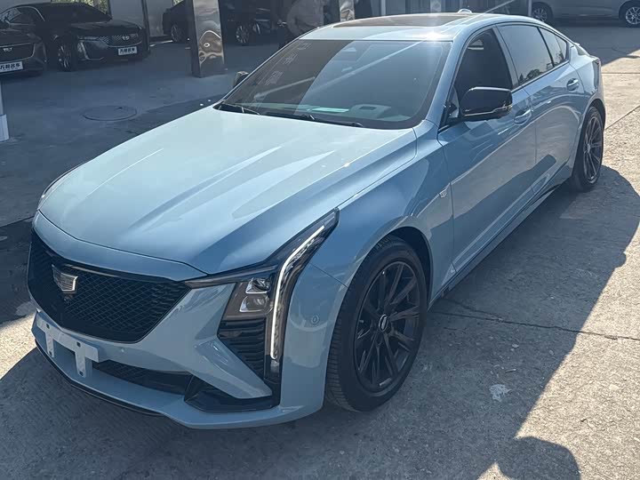 Фото 1 - Cadillac CT5