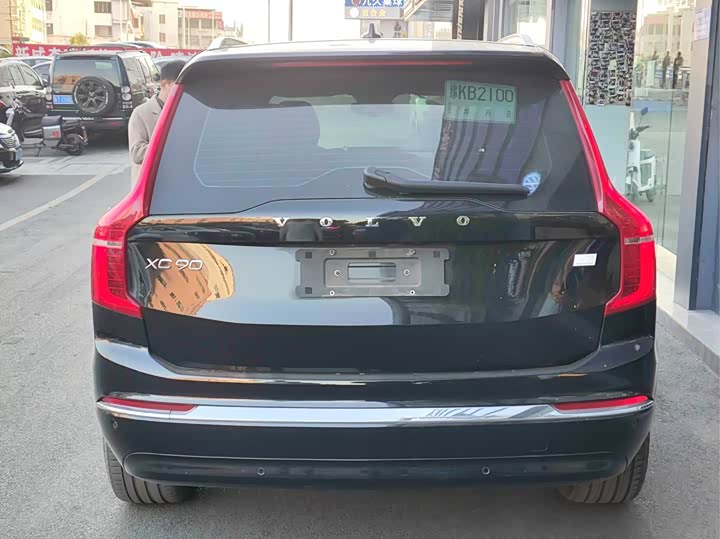 Фото 9 - Volvo XC90 Hybrid