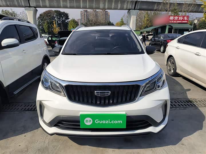 Фото 3 - Geely Vision X3