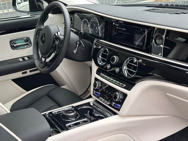 Фото 18 - Rolls-Royce Ghost