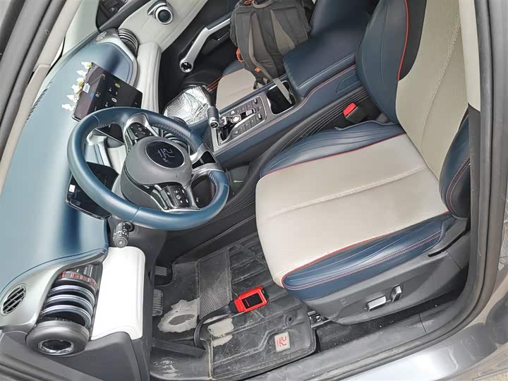 Фото 15 - BYD Yuan Plus