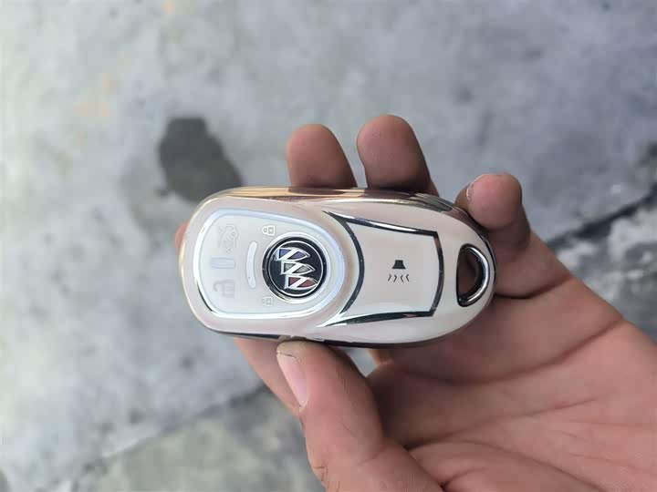 Фото 9 - Buick Regal