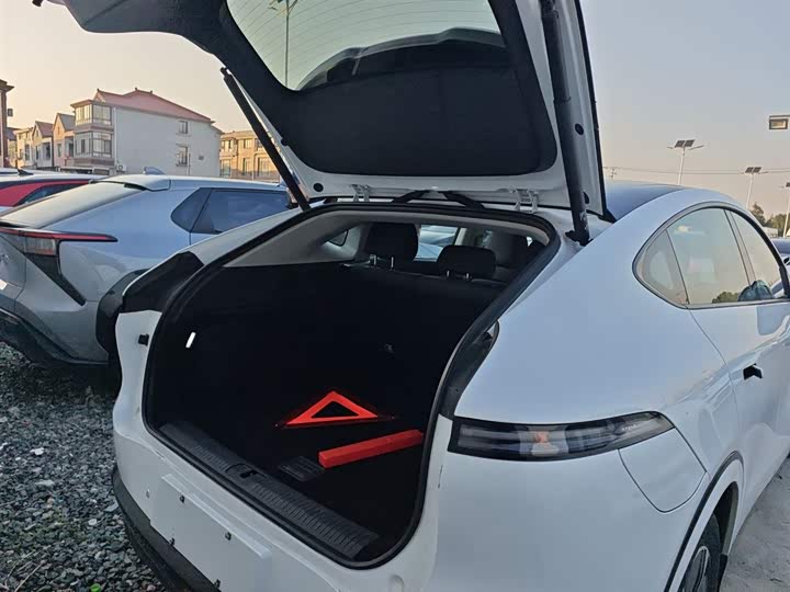 Фото 9 - XPeng G6