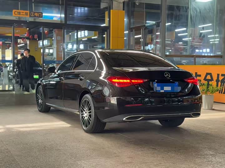 Фото 7 - Mercedes-Benz C-Class