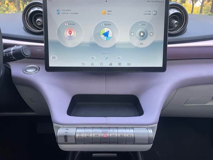 Фото 16 - BYD Dolphin