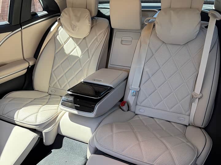 Фото 13 - Mercedes-Benz Maybach S-Class