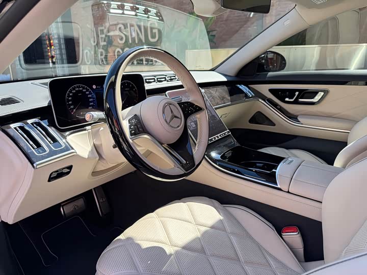 Фото 5 - Mercedes-Benz Maybach S-Class
