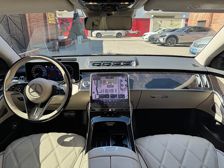 Фото 9 - Mercedes-Benz Maybach S-Class