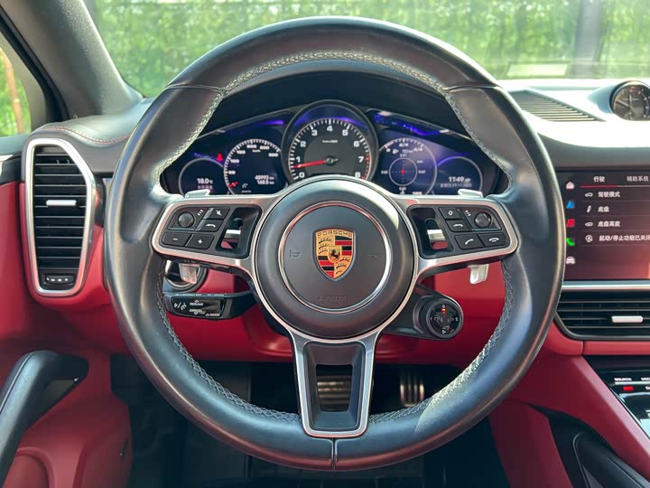 Фото 17 - Porsche Cayenne