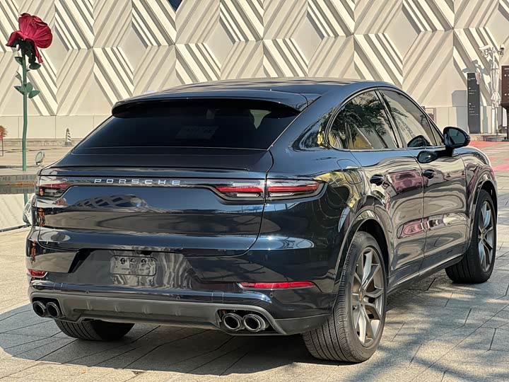 Фото 6 - Porsche Cayenne