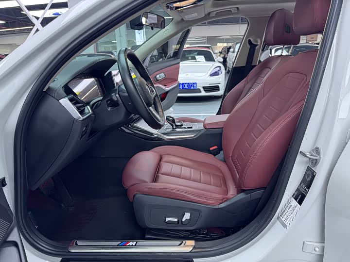 Фото 4 - BMW 3 Series