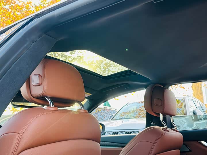 Фото 11 - Maserati Quattroporte