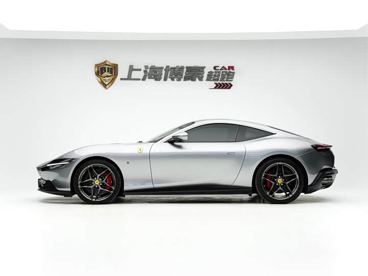 Фото 4 - Ferrari Roma