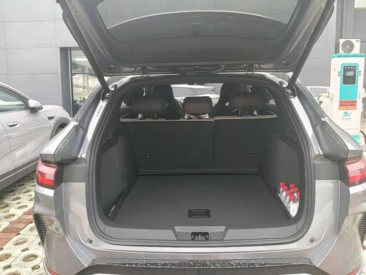 Фото 13 - BYD Song Plus Hybrid/EV