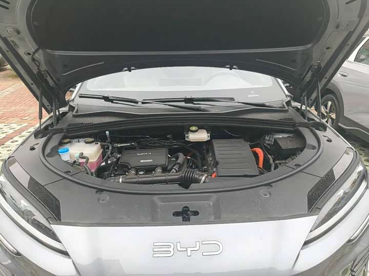 Фото 14 - BYD Song Plus Hybrid/EV