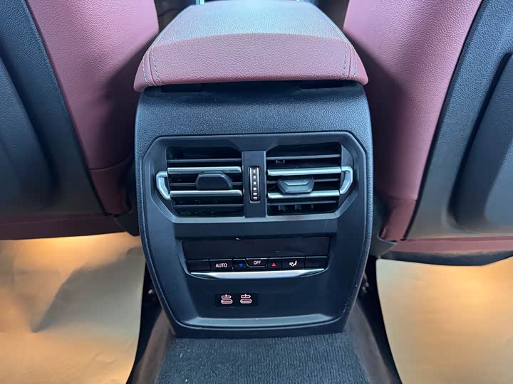 Фото 15 - BMW 3 Series