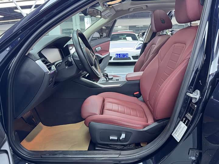 Фото 4 - BMW 3 Series