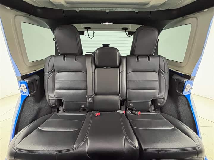 Фото 27 - Jeep Wrangler