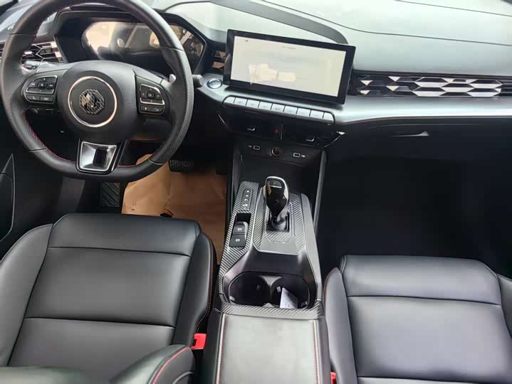 Фото 11 - MG Motor 5