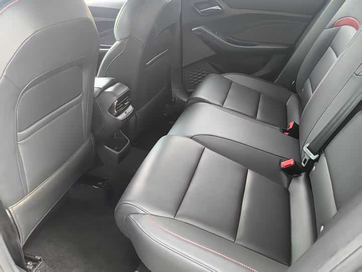 Фото 13 - MG Motor 5