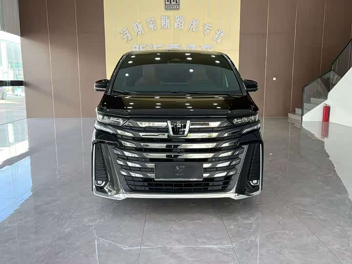 Фото 2 - Toyota Vellfire