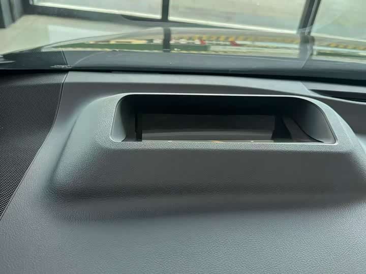 Фото 7 - Toyota Vellfire