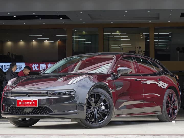 Фото 1 - Zeekr 001