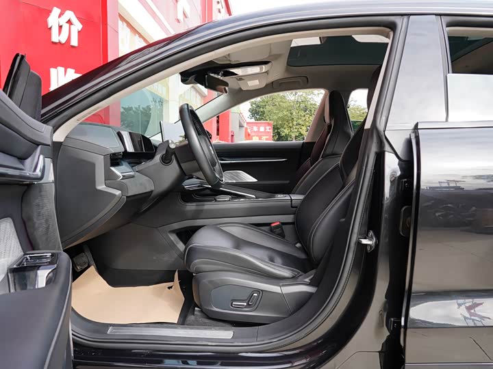 Фото 5 - Zeekr 001