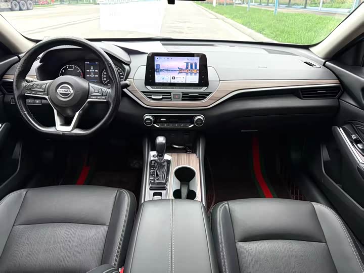 Фото 6 - Nissan Teana