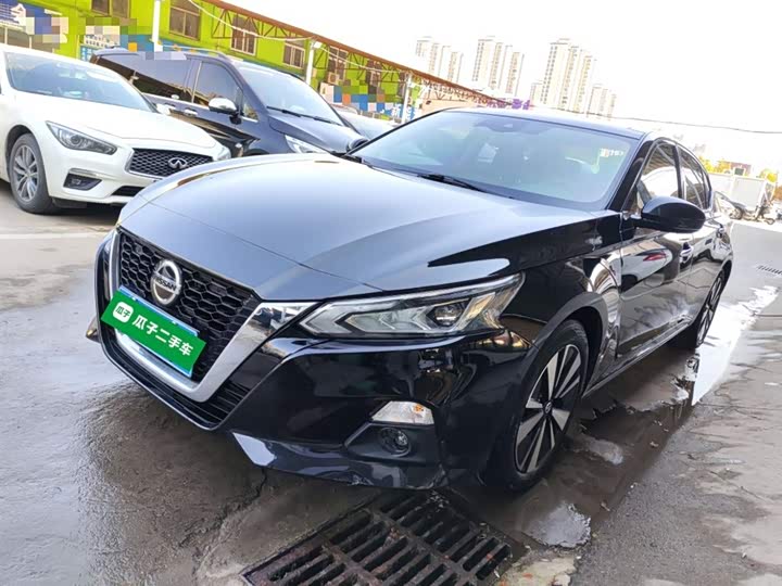 Фото 1 - Nissan Teana