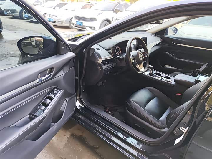 Фото 16 - Nissan Teana