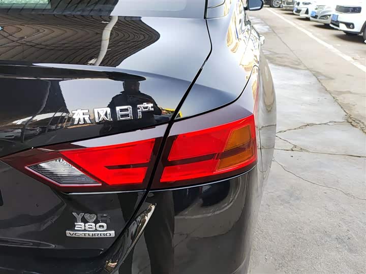 Фото 8 - Nissan Teana