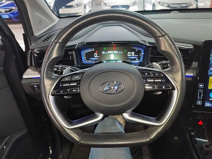 Фото 11 - Hyundai Custo