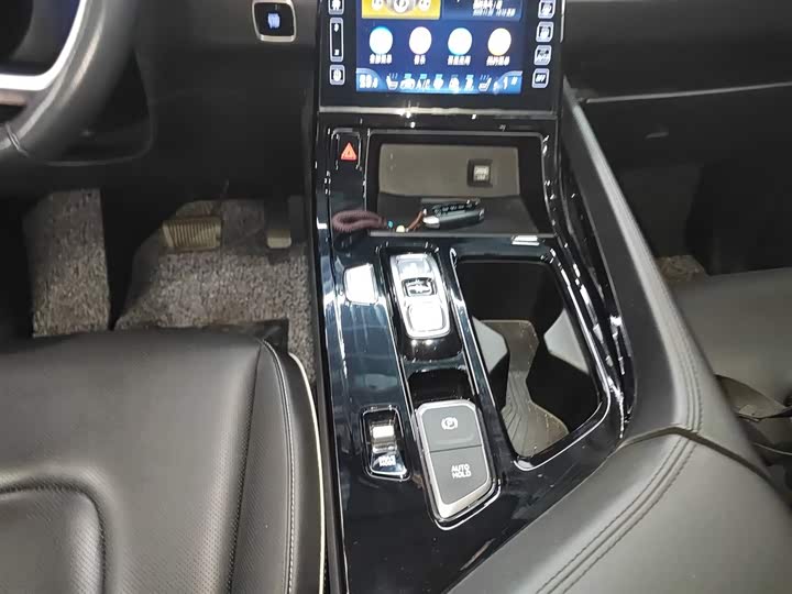 Фото 14 - Hyundai Custo