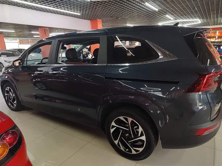 Фото 5 - Hyundai Custo