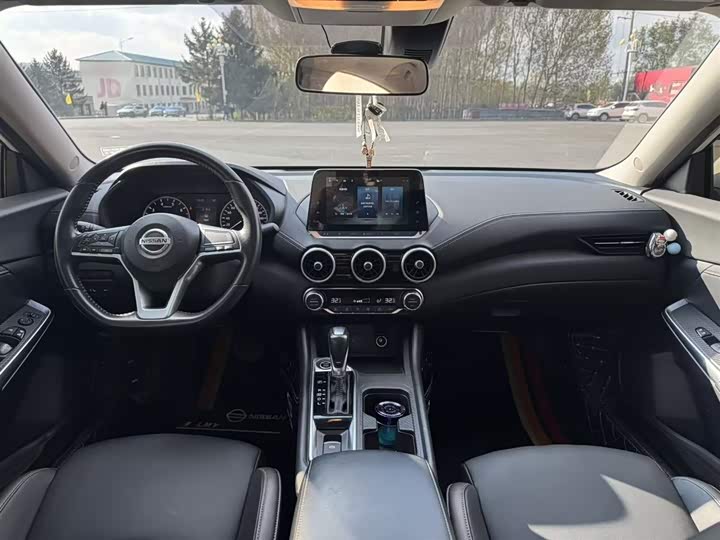 Фото 10 - Nissan Sylphy