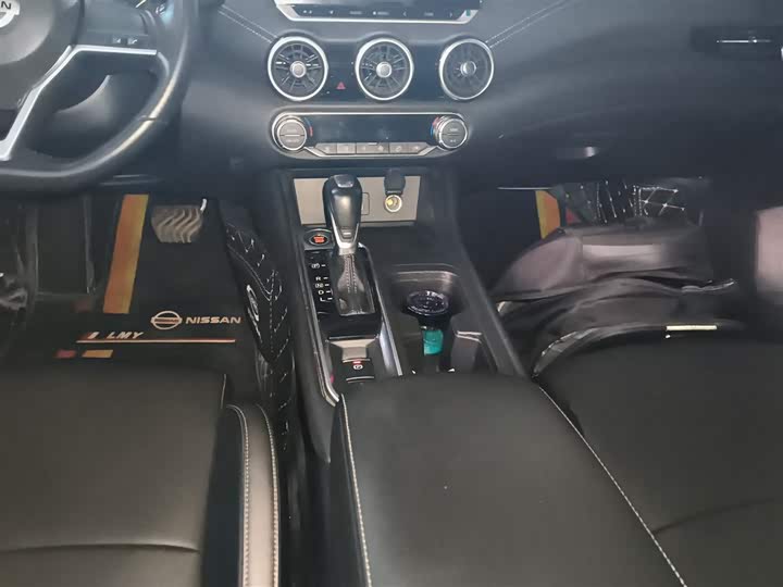 Фото 14 - Nissan Sylphy