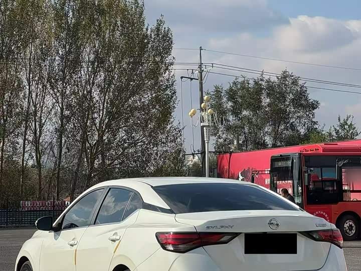 Фото 5 - Nissan Sylphy